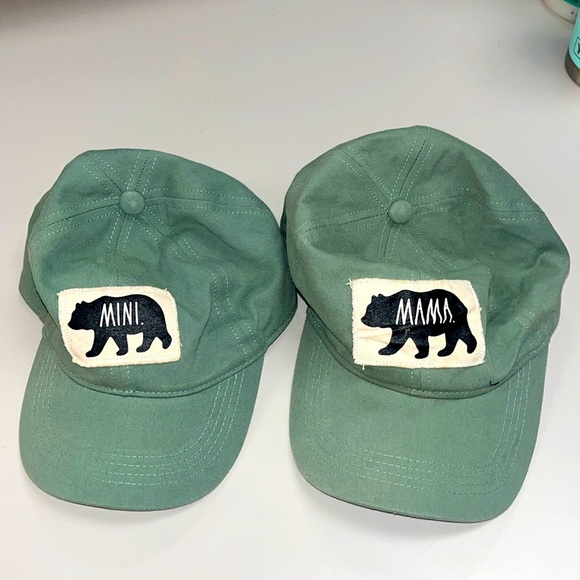 Rae Dunn pair of green baseball hats, mama bear & mini bear one size - Picture 1 of 7